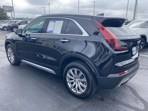 2020 Cadillac XT4 Premium Luxury