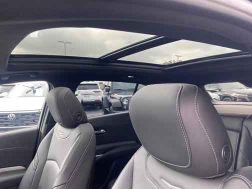 2020 Cadillac XT4 Premium Luxury