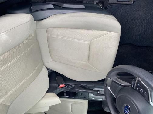 2019 Subaru Impreza 2.0i