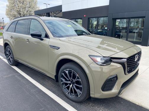 Zircon Sand Metallic 2026 Mazda CX-70 3.3 Turbo S Premium