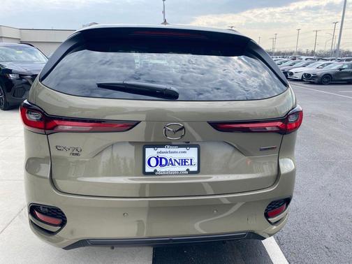 Zircon Sand Metallic 2026 Mazda CX-70 3.3 Turbo S Premium