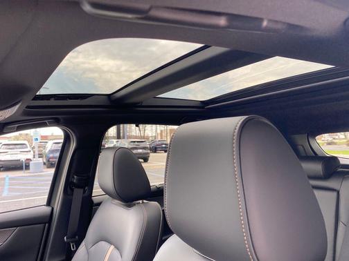 Zircon Sand Metallic 2026 Mazda CX-70 3.3 Turbo S Premium