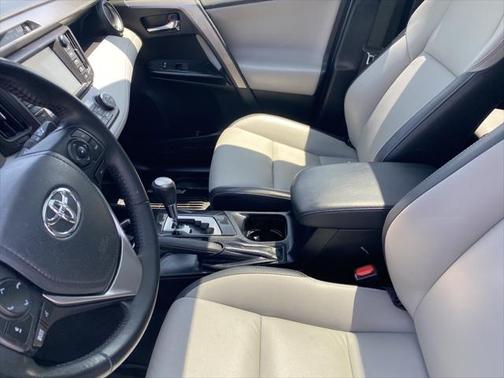 2018 Toyota RAV4 Hybrid Limited