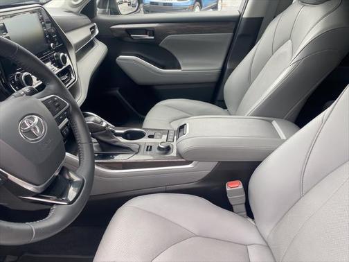 2020 Toyota Highlander Limited