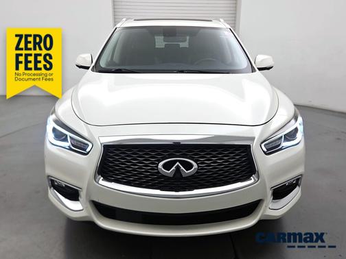 White 2017 INFINITI QX60