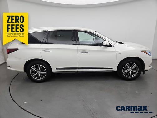 White 2017 INFINITI QX60