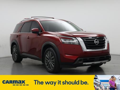 2024 Nissan Pathfinder SL