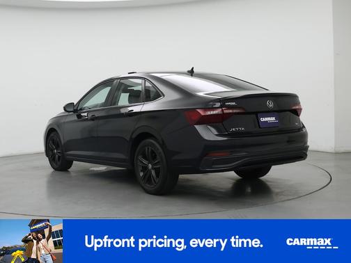 Black 2023 Volkswagen Jetta SE