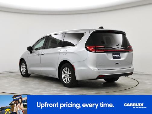 Silver 2024 Chrysler Pacifica Touring L