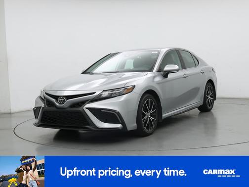 Silver 2023 Toyota Camry SE