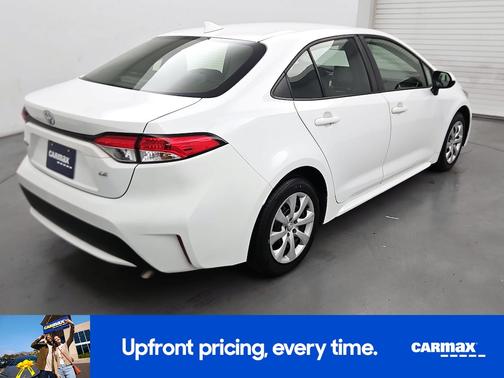 White 2021 Toyota Corolla LE