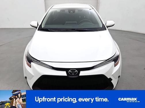 White 2021 Toyota Corolla LE