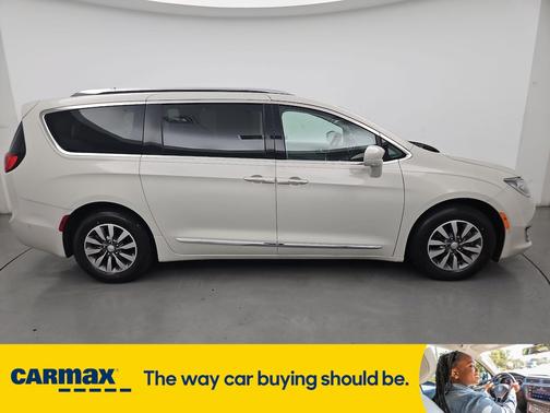 2019 Chrysler Pacifica Touring L Plus