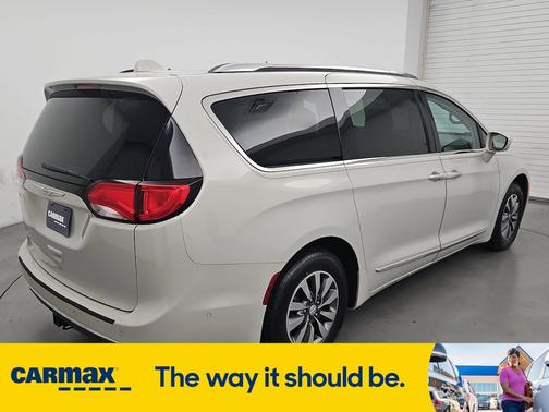 2019 Chrysler Pacifica Touring L Plus