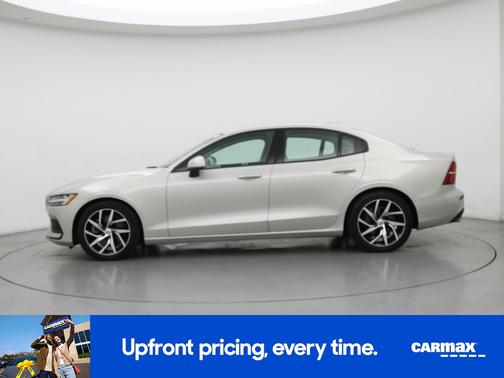 2020 Volvo S60 T5 Momentum