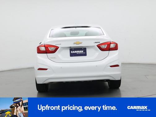White 2017 Chevrolet Cruze Premier