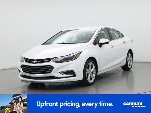 White 2017 Chevrolet Cruze Premier
