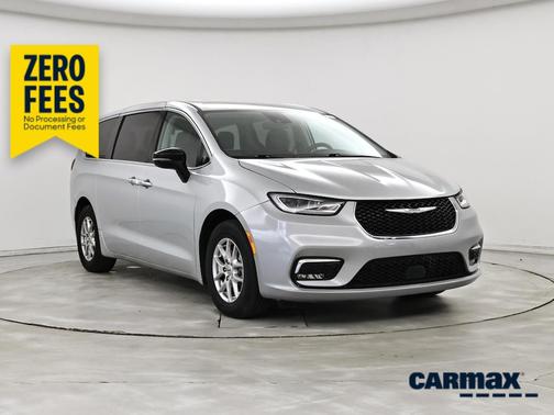 Silver 2024 Chrysler Pacifica Touring L