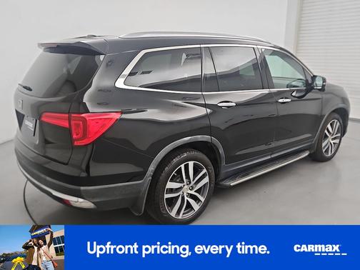 Black 2018 Honda Pilot Touring