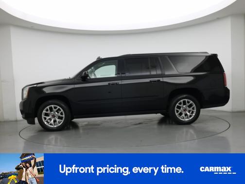 Black 2016 GMC Yukon XL Denali