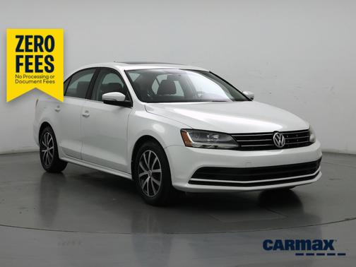 White 2018 Volkswagen Jetta SE