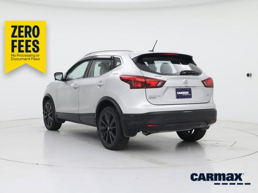 Silver 2017 Nissan Rogue Sport SL