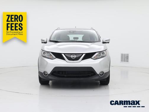 Silver 2017 Nissan Rogue Sport SL
