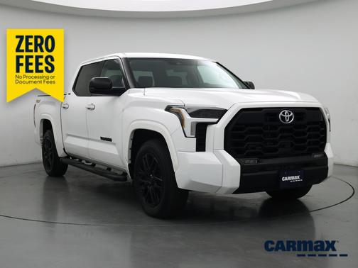 White 2024 Toyota Tundra SR5