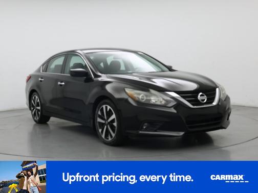 Black 2018 Nissan Altima SR