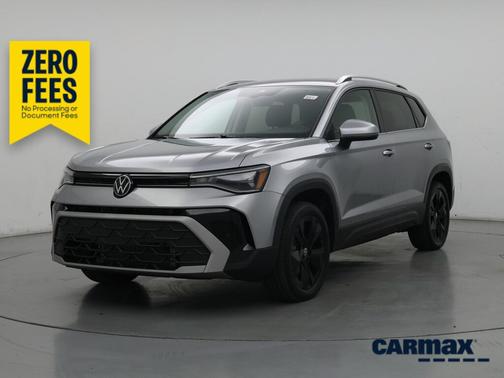 Silver 2025 Volkswagen Taos SE