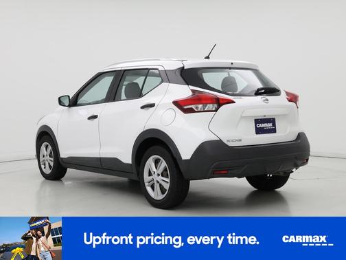 White 2019 Nissan Kicks S