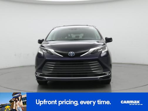 2022 Toyota Sienna Limited