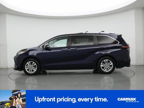 2022 Toyota Sienna Limited