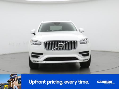 2023 Volvo XC90 B5 Plus