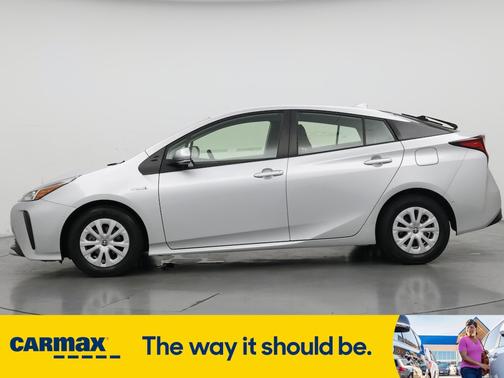 2021 Toyota Prius LE