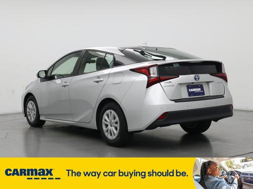 2021 Toyota Prius LE