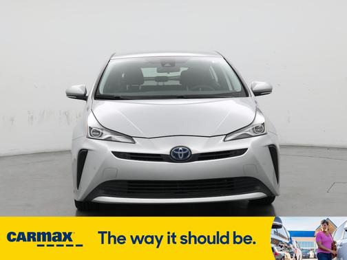 2021 Toyota Prius LE