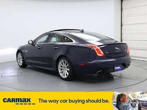 2019 Jaguar XJ R-Sport