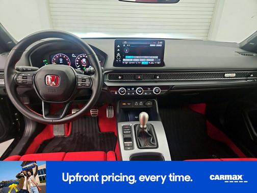 Black 2024 Honda Civic Type R