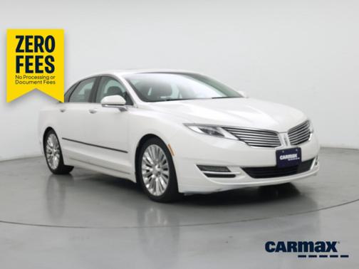 White 2016 Lincoln MKZ
