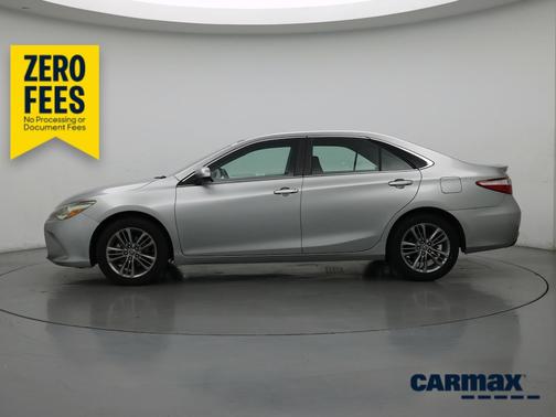 Silver 2015 Toyota Camry SE
