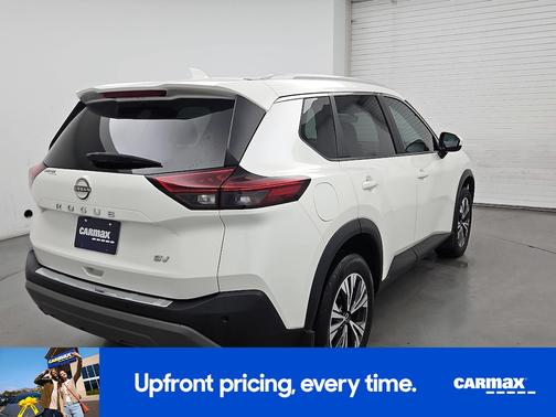 White 2023 Nissan Rogue SV