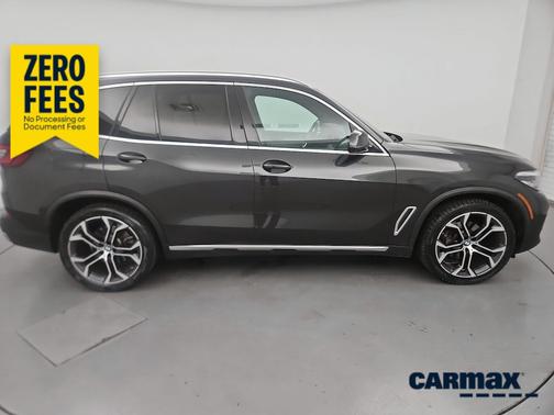 Gray 2023 BMW X5 xDrive40i