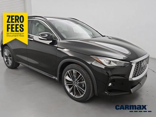 Black 2023 INFINITI QX55 Luxe