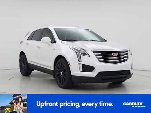 White 2017 Cadillac XT5 Premium Luxury