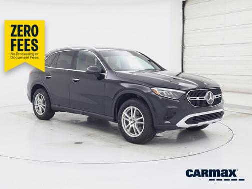 Black 2023 Mercedes-Benz GLC 300