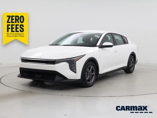 White 2025 Kia K4 LXS
