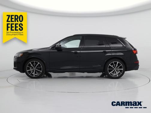 Black 2023 Audi SQ7 Prestige