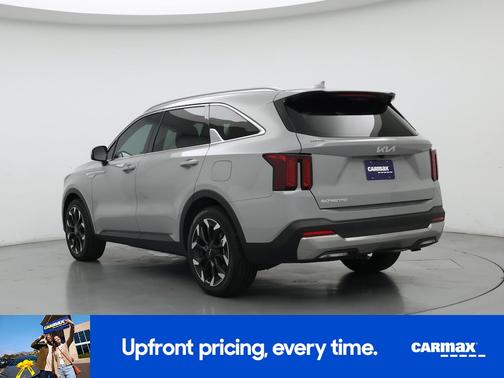 Gray 2025 Kia Sorento EX