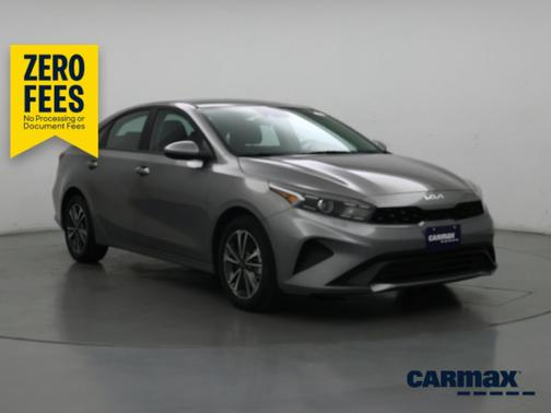 Silver 2024 Kia Forte LXS